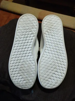 Zapatillas Adidas Velcro Blancas y Verdes