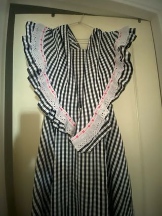 Bata Rociera cuadros vichy con mantón T.38-42