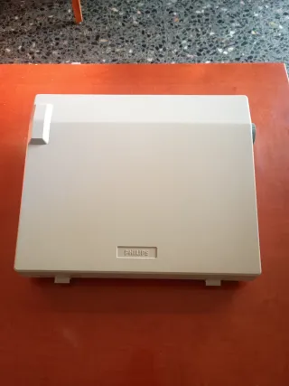 Máquina de escribir eléctrica Philips