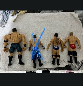 Lotto 3 personaggi WWE 8€ l’uno!!