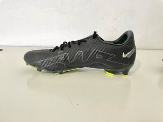 Botas Futbol Nike Mercurial Talla 40