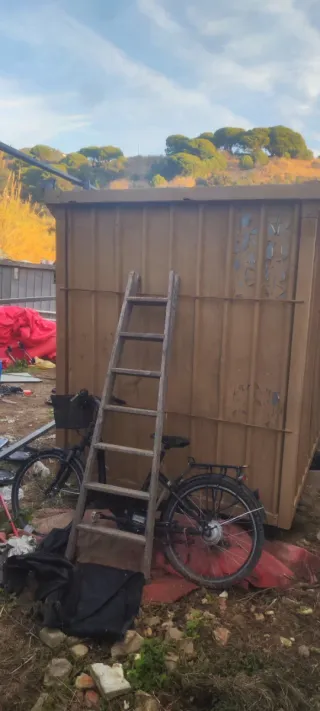 Contenedor metálico