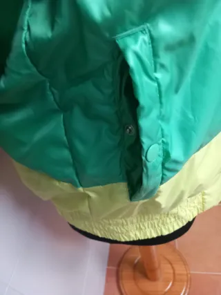 Plumifero Adidas vintage.Talla 164 Verde y Amarill