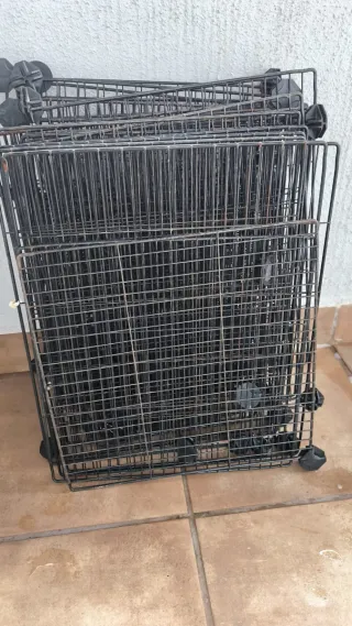 Casita exterior para conejo de madera