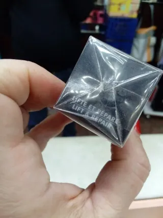 Biotherm Blue Therapy Red Algae Uplift