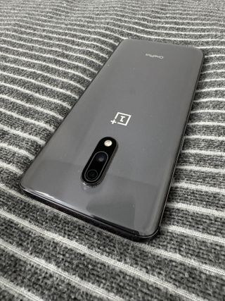 OnePlus 7 | [8GB] RAM - [256GB] | Como nuevo