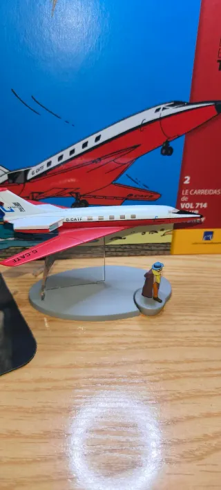 Avión Tintín G-CATF
