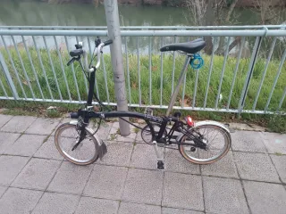 Bicicleta Brompton M6L plegable