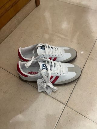 Adidas Samba Talla 40 Suela Plana Roja
