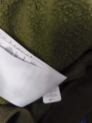 Sudadera Nike Verde Militar con Capucha