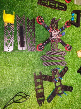 Desguace Dron Piezas Frame motores fpv material.