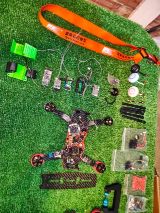 Desguace Dron Piezas Frame motores fpv material.