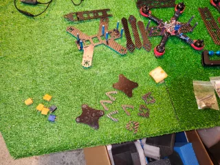 Desguace Dron Piezas Frame motores fpv material.