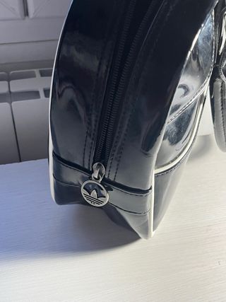 Bolso Adidas Negro Charol