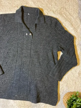 Jersey vintage gris con cuello