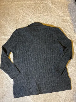 Jersey vintage gris con cuello