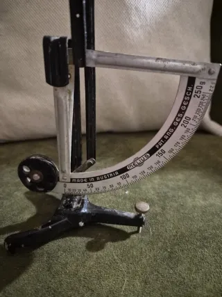 Balanza antigua de cocina Melius