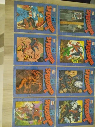 Spiderman coleccionable azul