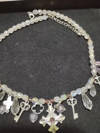 Gargantilla con colgantes