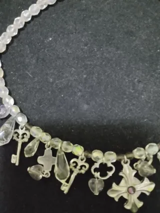 Gargantilla con colgantes