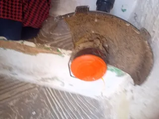 Cortabordes Black+Decker Naranja