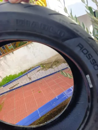 Cubierta Pirelli Diablo Rosso II 160 60 15  (Sport