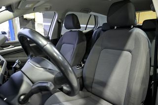 Volkswagen Golf   2.0 TDI 85kW 115CV