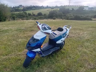 Scooter Suzuki
