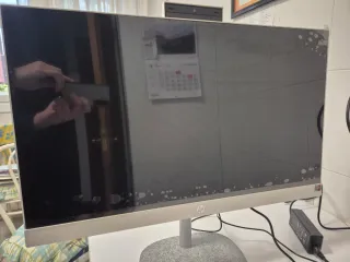 HP All-in-One 27cr0002sf Blanco