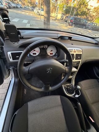 Peugeot 307 SW. 31.800km reales