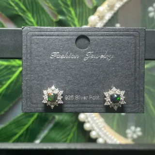 Pendientes de ópalo negro natural