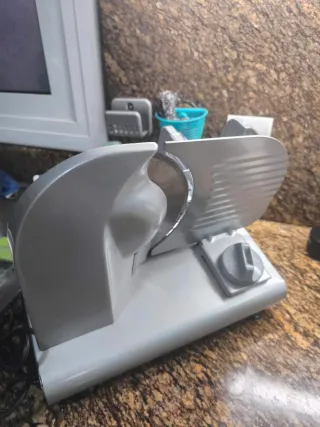 Cortadora de embutidos Carmen Ø 190