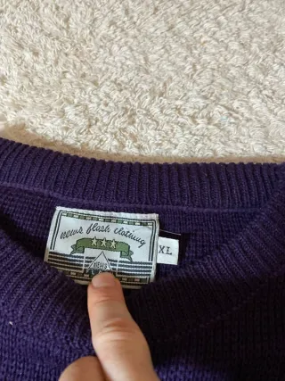 Jersey Retro Morado Rayas Grises