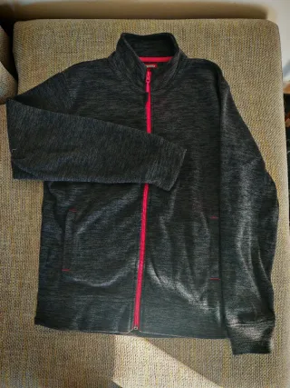 Felpa sportiva grigia con zip rosa