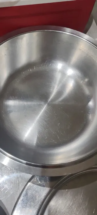 Set di vassoi/recipienti