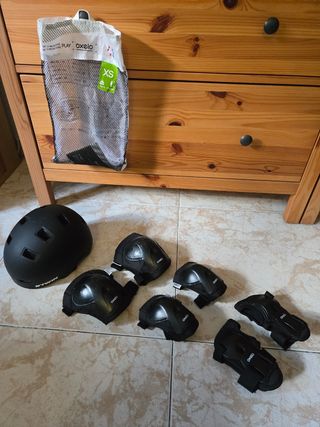 Casco, patines,protecciones patinaje infantil Oxel