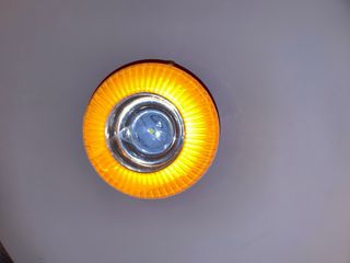 Baliza V16 Luz de Emergencia NO HOMOLOGADA.