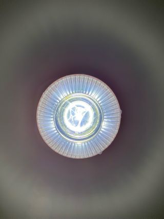 Baliza V16 Luz de Emergencia NO HOMOLOGADA.