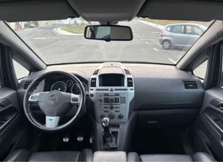 Opel Zafira OPC