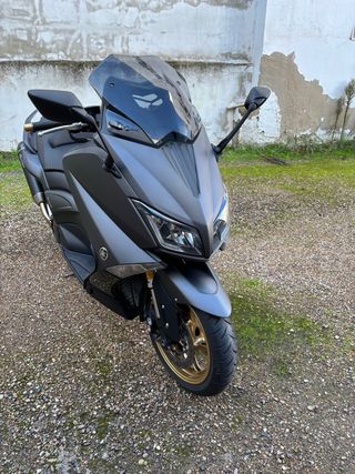 Yamaha Tmax 530