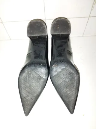 Zapatos de tacón Zara negros talla 39