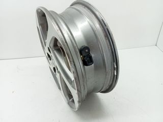 LLANTA TOYOTA YARIS (5)