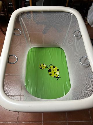 Parque infantil de juegos