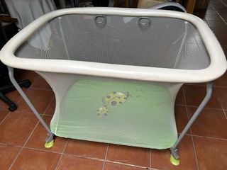 Parque infantil de juegos