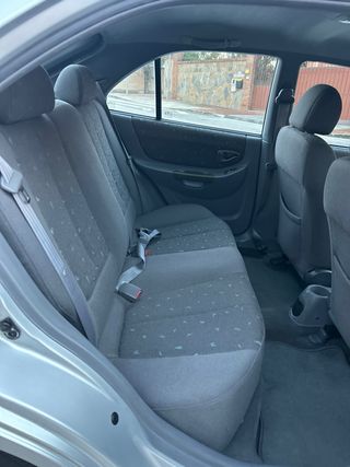 HYUNDAI ACCENT 90.000 KMS !!