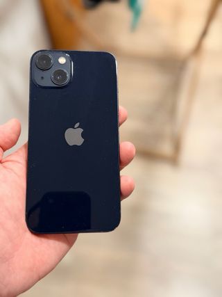 iPhone 13 · 128 GB · Color Medianoche · Libre