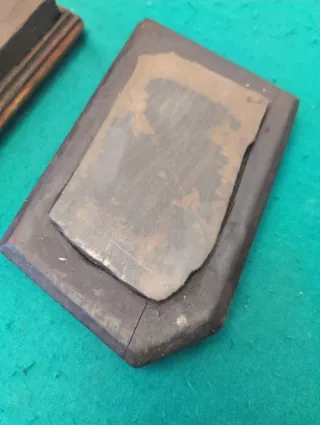 Piedras de afilar aceite antiguas