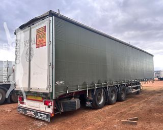 Semirremolque Fruehauf Astillero