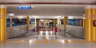 Se vende plaza de garaje en el parking Colón.