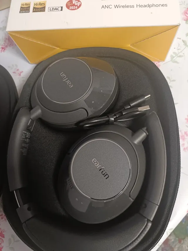 Auriculares EarFun Wave Pro ANC Negros